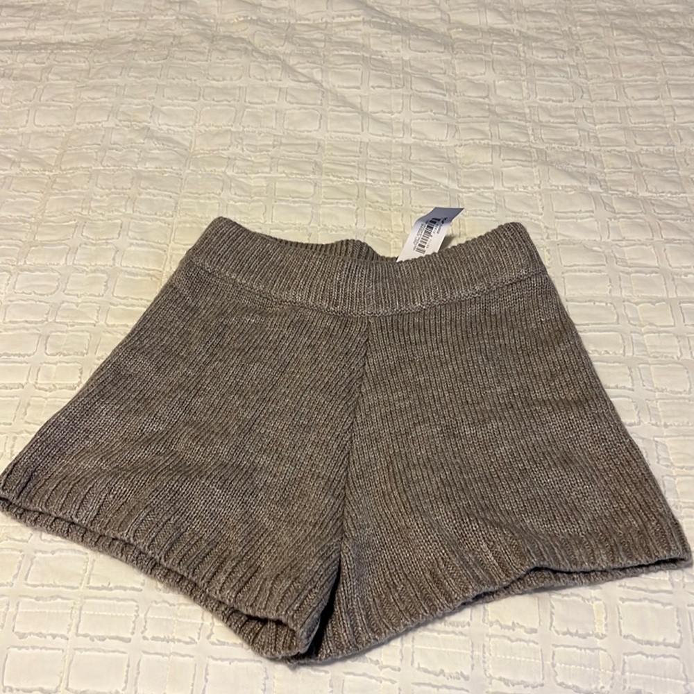 NWT grey knit shorts